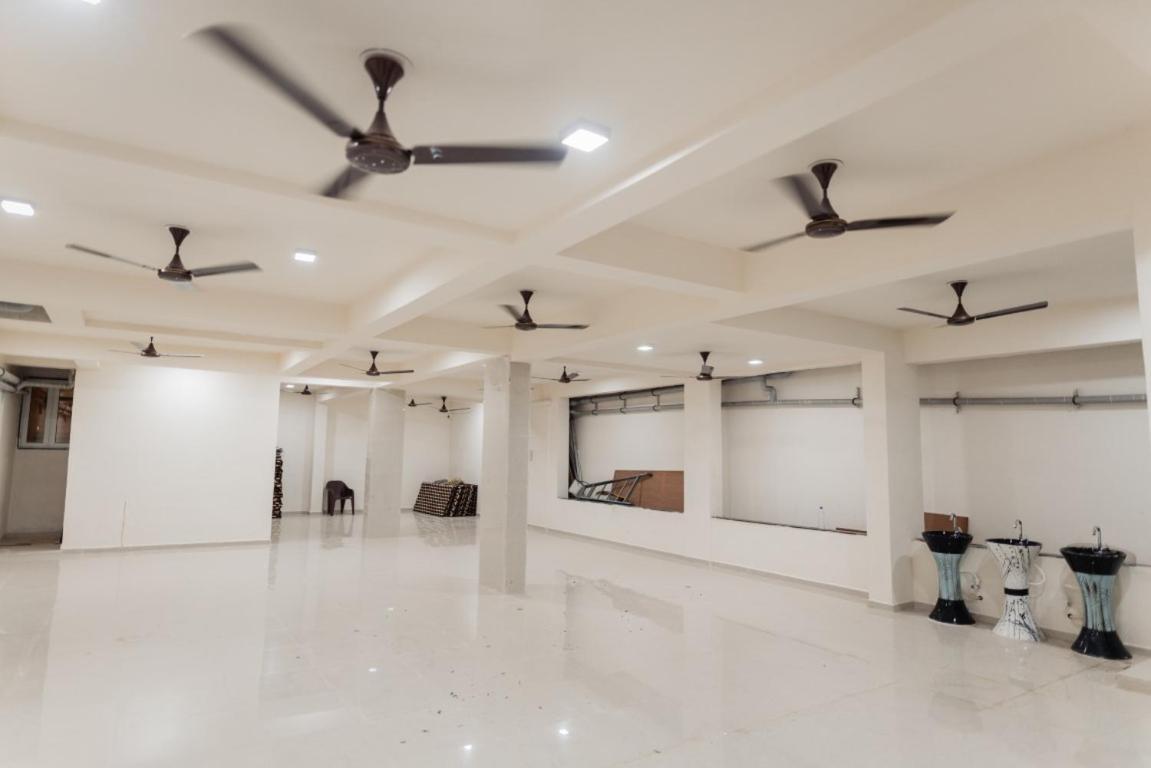 Hotel Ayodhya Virpur Exterior photo